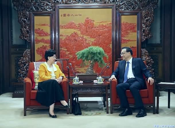 世卫组织前总干事向李克强称赞：中国医改成就有目共睹